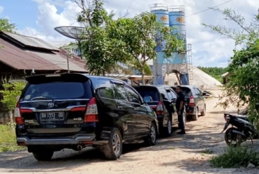 Pagi Ini Rumah Keluarga Bapak Pembangunan Bengkalis Digeledah KPK
