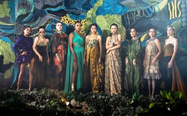 Gelaran Karpet Merah, Viro Gandeng Desainer Fesyen Indonesia Mendunia