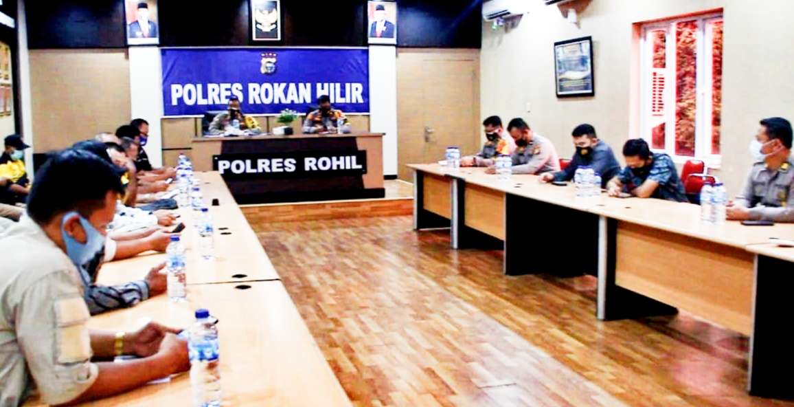 Kapolres Rohil Sampaikan SKB Lima Lembaga Terkait Larangan FPI Lakukan Aktivitas