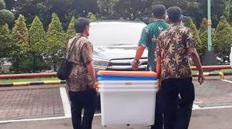 Kasus fee Bansos Juliari Batubara KPK Geledah Dua Kantor Perusahaan