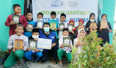 MDTA Hubbul Khairiyah Riau Dapat Bantuan Pendidikan Agama Dari Rumah Yatim, Yuhaita: Makasih Donatur