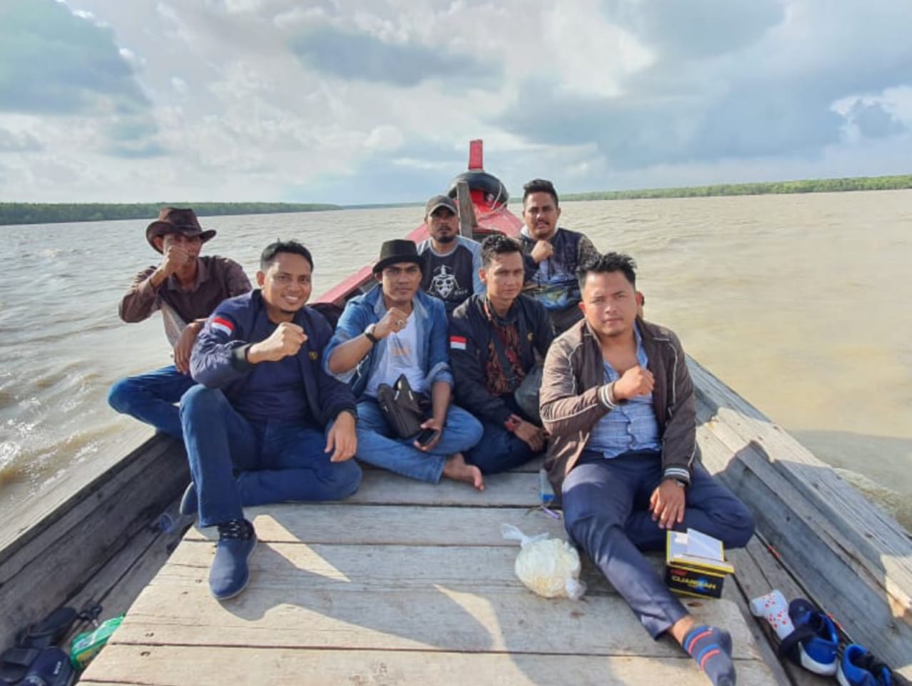 Bela Ombut, Pendekar 3 Sepupu Ingatkan Jaksa Rohil