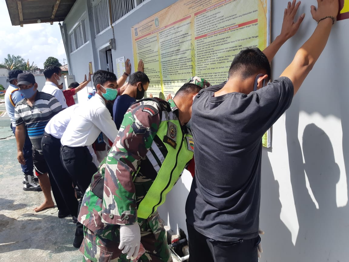 TNI-Polri Sidak ke Rutan Rengat, Hasilnya Zonk