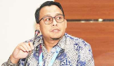 Jaksa KPK Memeriksa Ponakan Zul AS "Vera Chyntiana" dan 4 Saksi dalam Persidangan Terdakwa Suap