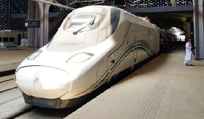 Orang Tak Dikenal Ditabrak Kereta Cepat Haramain Mekah dan Madinah