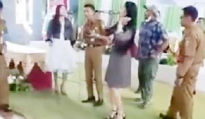 Polres Grobogan Proses Video Kades Langgar Prokes Joget dengan Biduan