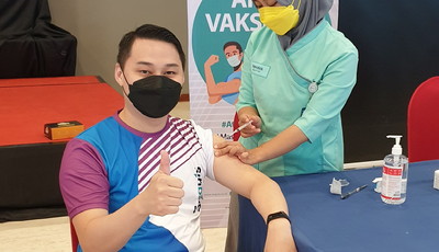 Masyarakat Samarinda dan Makassar Vaksinasi untuk Mengurangi Risiko Terpapar Covid-19