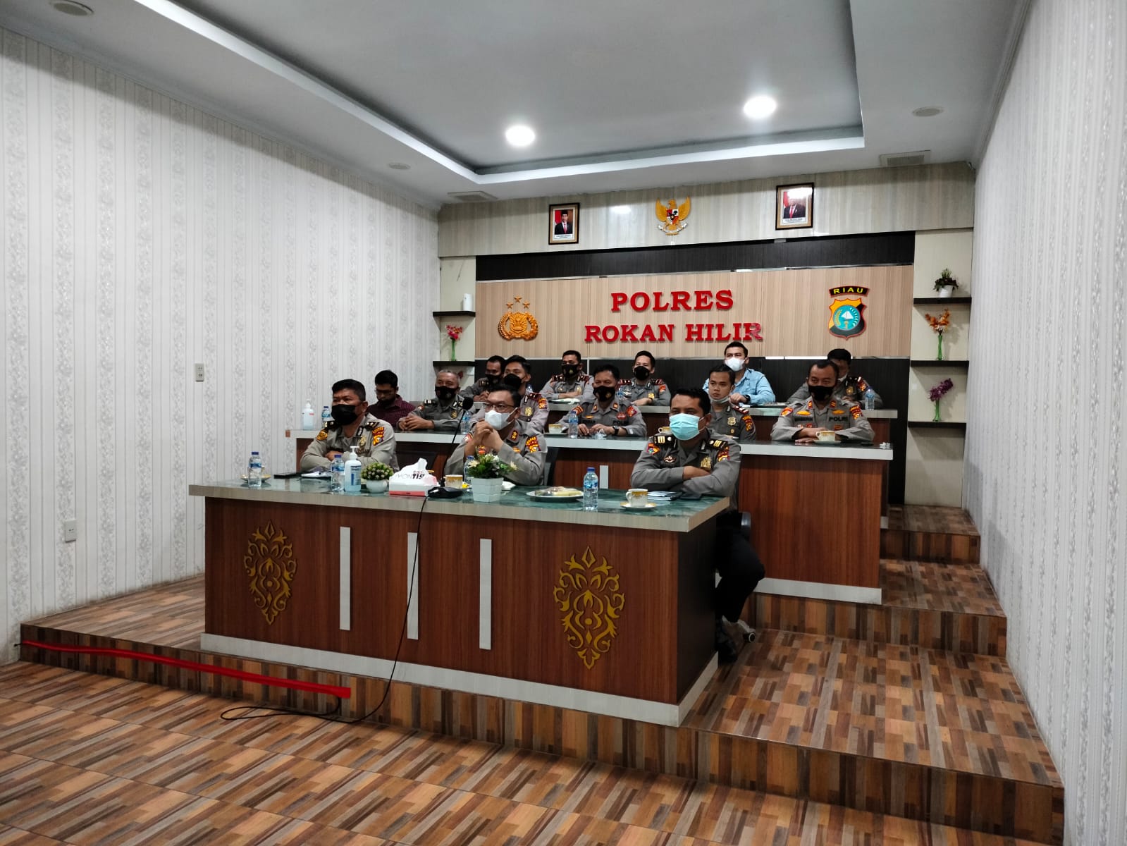 Kapolres Rohil Ikuti Vidcon Arahan Wakapolri Terkait Pembinaan Dan Pengawasan