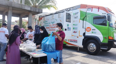 ACT Duri Bersama Donatur Asal Palestina Bagikan Makan Bergizi Gratis dari Dapur Foodtruck