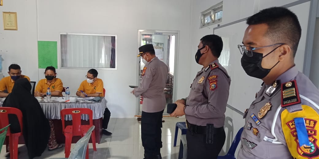 Kapolres Rohil Monitoring Pelaksanaan Vaksinasi Serentak Di 20 Puskesmas ! Ini Capaiannya