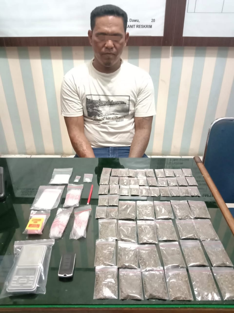 Pengedar Narkotika Ganja dan Sabu Dibekuk Polisi Rengat Barat