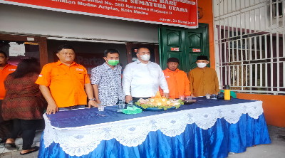 Partai Buruh Sumut Santuni Anak Yatim, Sekaligus Resmikan Kantor Barunya Di Medan.