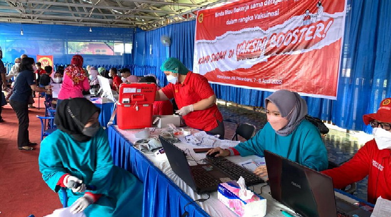 Gratis, JNE dan BINDA Provinsi Riau Laksanakan Vaksinasi Booster