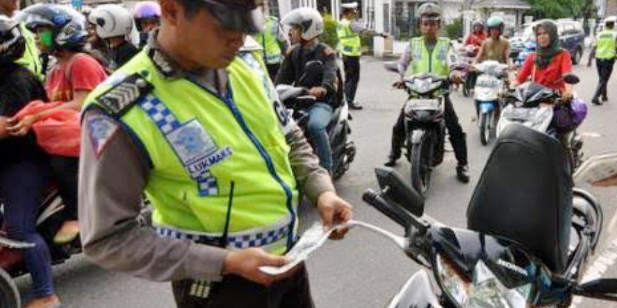 Canggih, Cukup Pakai HP Lantas Polda Jateng Menilang Pelanggaran Lalin