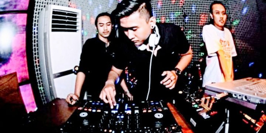 Ingin Anak Muda Semakin Cinta Indonesia, DJ Rean Kolaborasikan EDM dengan Musik Etnik