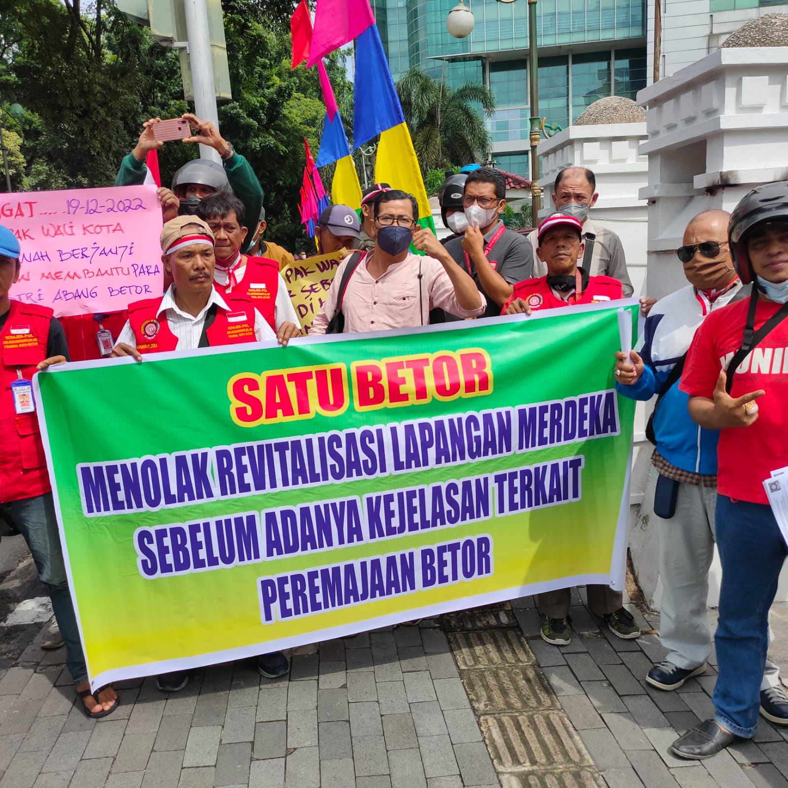 DPP Satu Betor, LKLH, LSM Penjara PN Sumut Geruduk Kantor Wako Medan : Tolak Revitalisasi Lapangan Merdeka