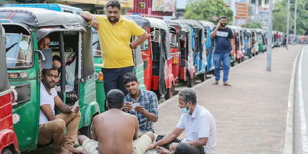 Dihantam Krisis Sri Lanka Bangkrut, Politikpun Kacau