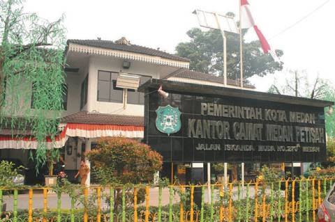 Sekretaris PKK Medan Petisah Bungkam Saat Di Tanya Program Dalam Mendukung Kota Medan Menjadi Kota Layak Anak