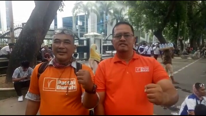 Partai Buruh Sumut Geruduk DPRDSU, Tolak Kenaikan BBM Yang Mencekik Rakyat