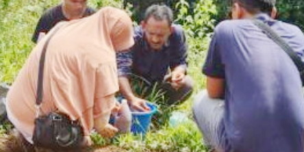 Hasil Lab Limbah Dibuang Masuk Sungai Terkesan Jadi Rahasia, Kadis DLH Inhu Ori Hanang Dicurigai “Kongko” dengan PT KAS