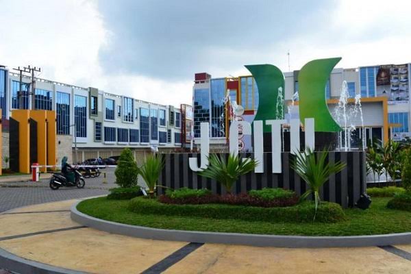 Bobby Sebut Penyebab Kemacetan di Karya Wisata Perumahan Makan Badan Jalan, Aktifis : J City, "Senggol Dong"