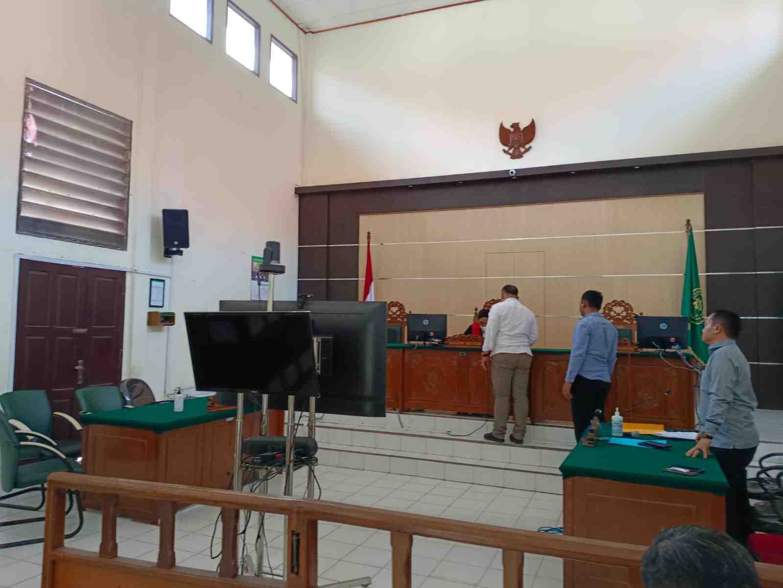 Pemohon Tak Hadir ! Hakim PN Rohil Tunda Sidang Praperadilan Kamalul Warga Kubu