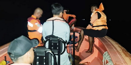 9 Orang Korban Kecelakaan Kapal Ikan Bocor Berhasil Dievakuasi Stasiun Bakamla Kupang
