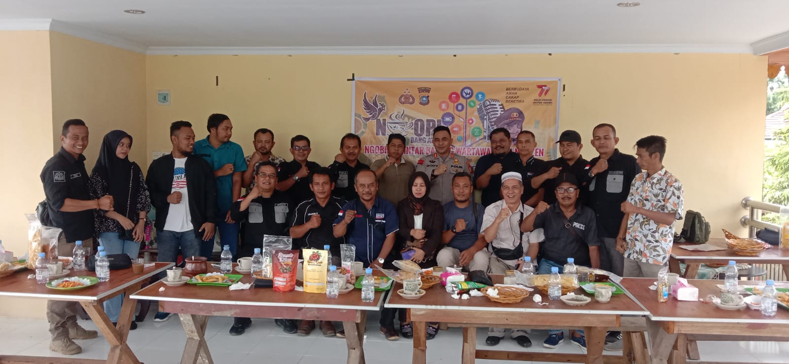 Bersempena HUT Bhayangkara 77, Kapolres Inhu dan Jurnalis Ngopi Bareng