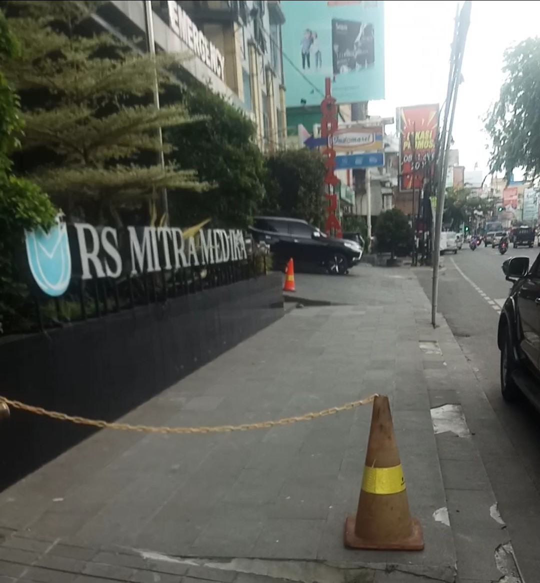 Tak Ramah Lingkungan, RS.Mitra Medika Premiere Di Duga Tutup Permanen Drainase Tanpa Rekomtek Dinas SDABMBK Medan