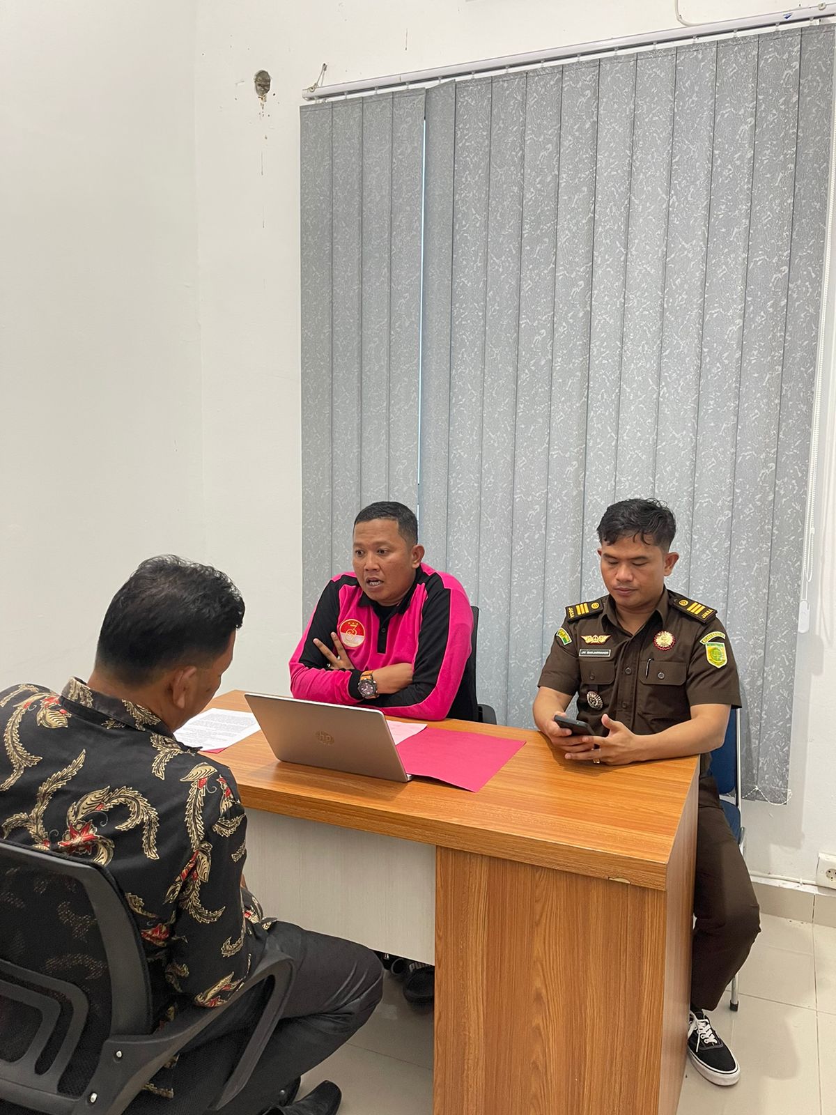 Diduga Korupsi Dana Desa Rp 178 Juta, Kejari Rohil Tahan Mantan Penghulu Bagan Jawa