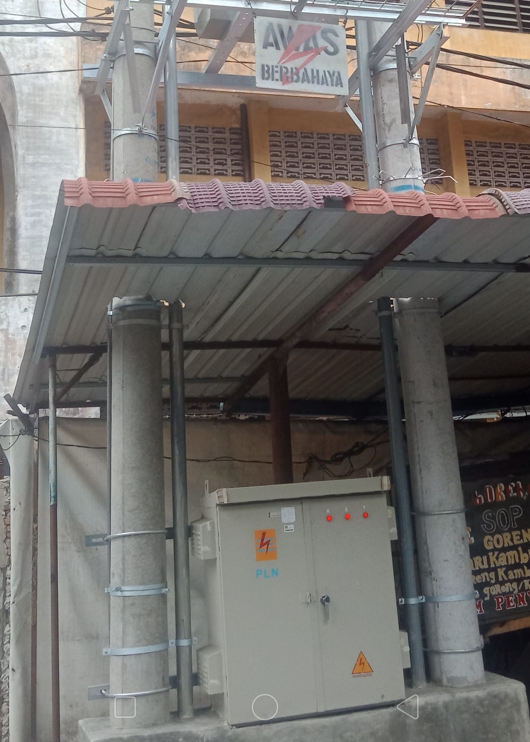 Arogansi Pengusaha Roti Di Jalan H. Zainul Arifin Demi Kepentingan Bisnisnya Mengorbankan Pedagang Pagaruyung Medan