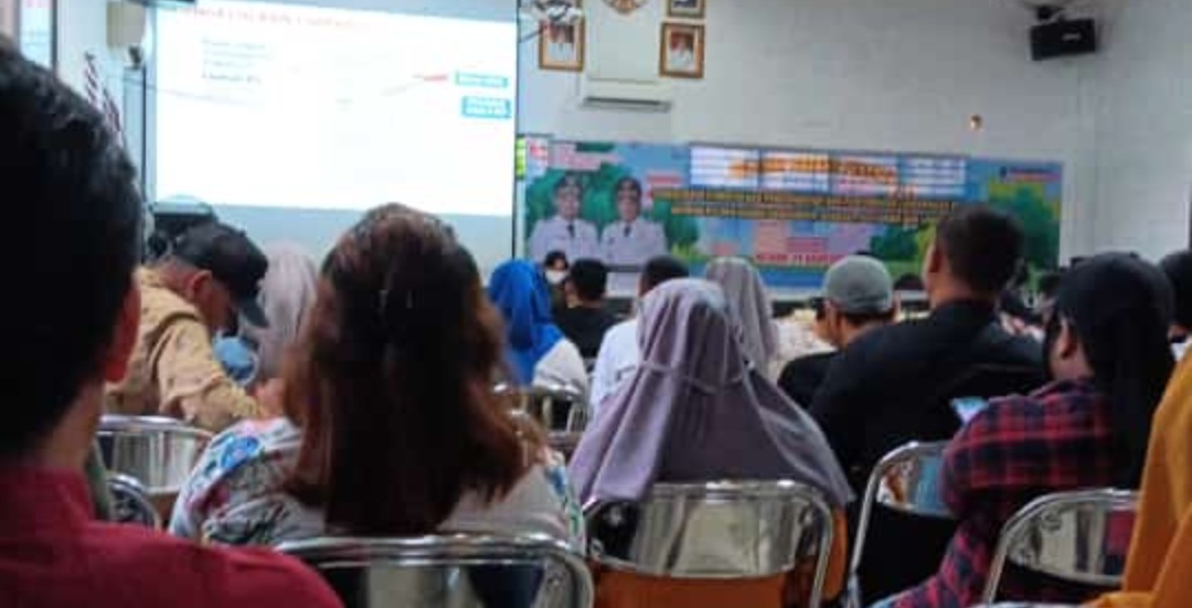 Gakkum KLHK Bungkam Saat Di Konfirmasi Terkait Penebangan Pohon Untuk Kepentingan Proyek U Ditch Saat Sosialisasi Di Kantor Camat Medan Baru