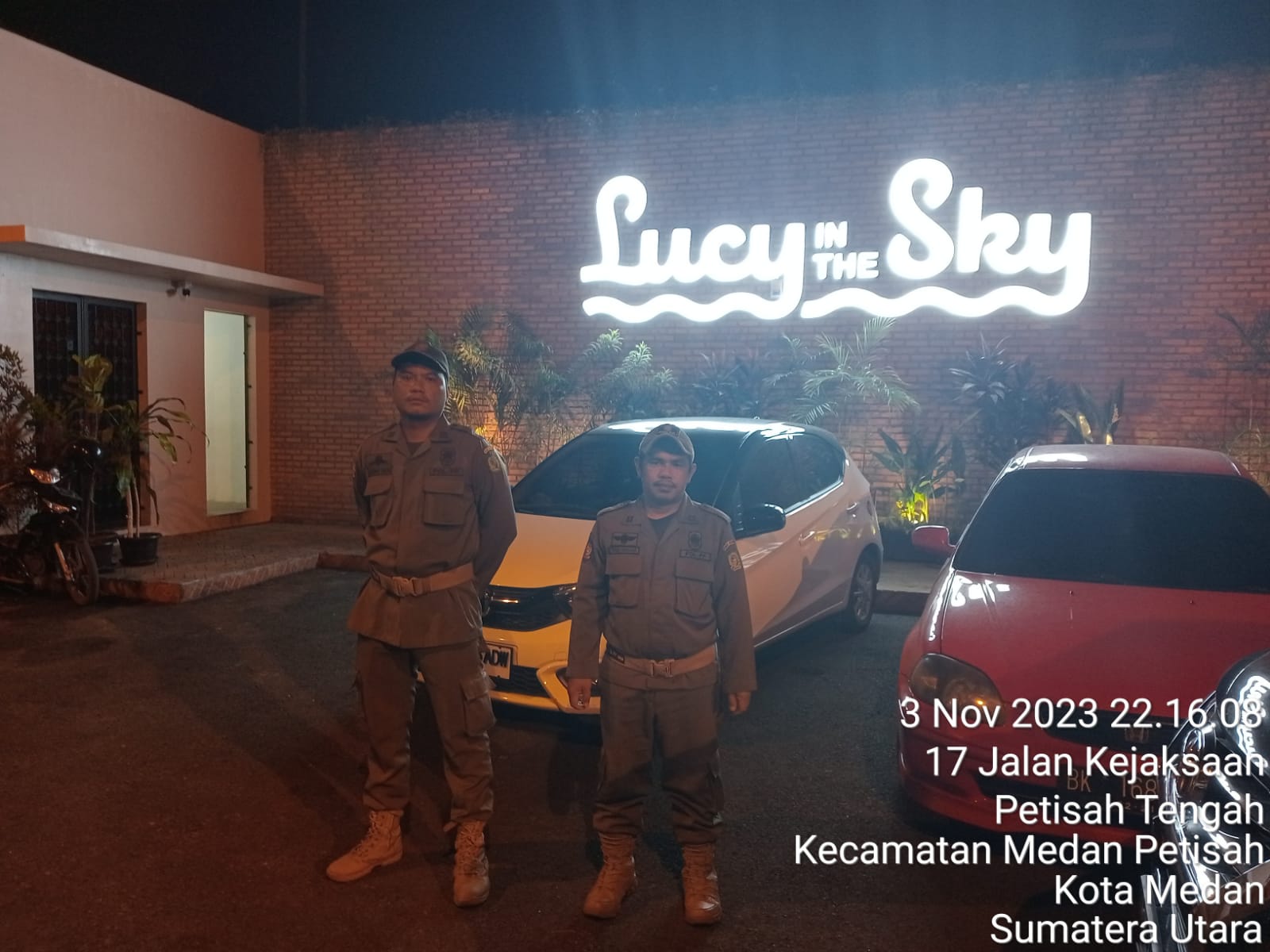 Diduga Tak Memiliki Sertifikat Standar KBLI 56301 Jenis Usaha Bar, Warga Apresiasi Dinas Pariwisata Kota Medan Sidak Ke Lucy In The Sky Dekat Masjid 