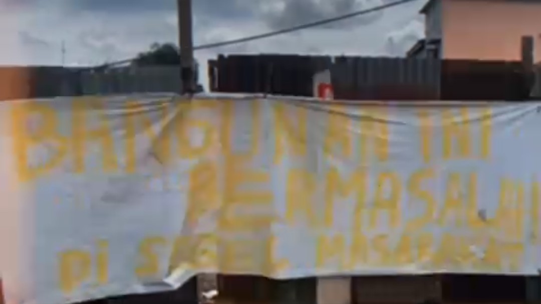 Awi Langgar Kesepakatan, Warga "Segel" Bangunan Bermasalah Di Jl. Karantina Kec. Medan Timur