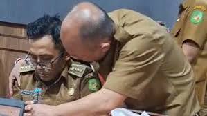 Apresiasi Walikota Medan Rico Waas Atas Di Non Aktifkannya Camat Medan Barat HS Karena Pinjam Uang Retribusi Sampah