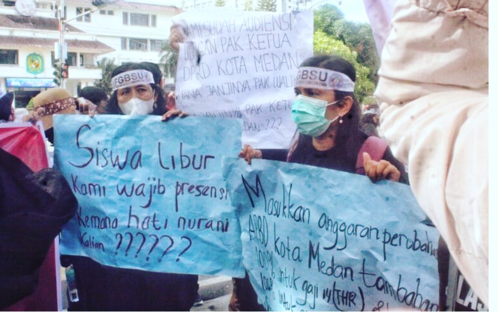 Ada Apa Aksi Forum Guru Bersatu Sumut Hanya Di Terima Humas Andi Surbakti, Komisi 2 DPRD Medan Kemana?