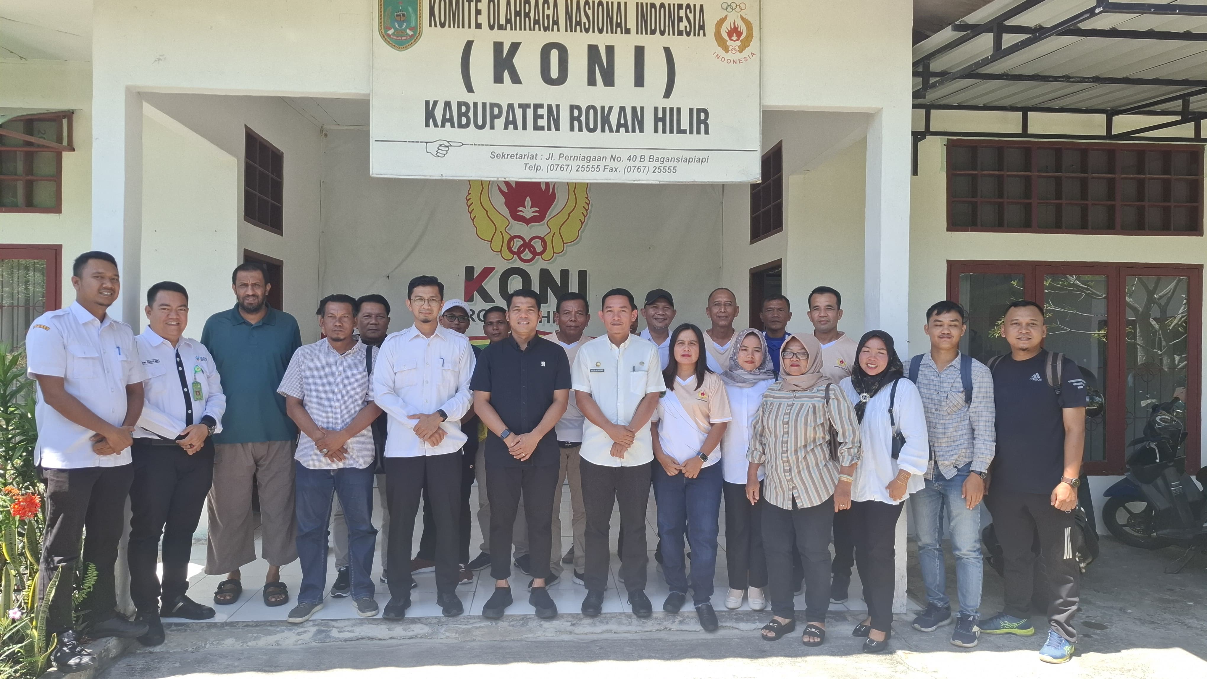 Ketua KONI Rohil Riwansyah Adakan Rapat Bersama Bahas Rencana Pelantikan