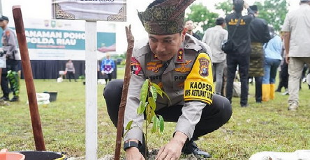Insiden Ojol Jakarta Kapolda Riau Turut Berduka,  "Pelaku Akan Disusut Warga Riau Jangan Terprovokasi"
