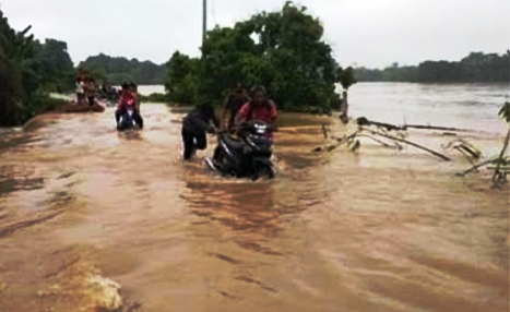 Kurang Pengawasan Orang Tua, Dua Bocah di Inhu Tewas Dibawa Banjir