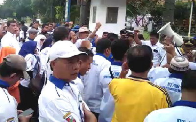 Ketua RT dan Ketua RW Minta insentif  Dicairkan