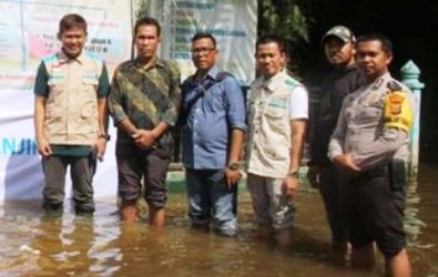 YBM PLN Salurkan Bantuan Banjir di Kampar