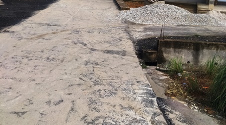 LSM dan Warga Minta Jaksa Lirik Proyek Semenisasi "Siluman" di Jalan Ridho Bangkinang Kota