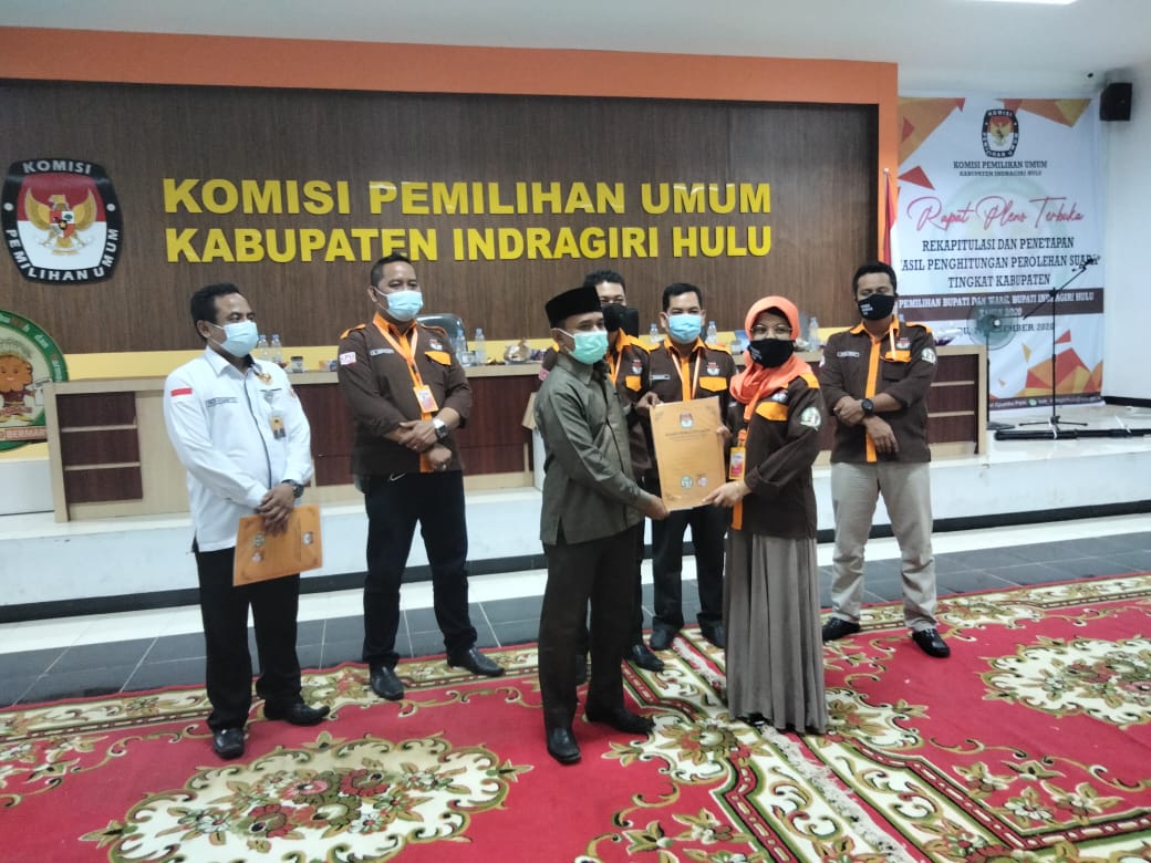 Sah! KPU Inhu Umumkan Paslon RAJUT Mendulang Suara Terbanyak