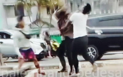 Ada-ada Saja, Oknum TNI Vs Oknum Polri di Palembang  Viral