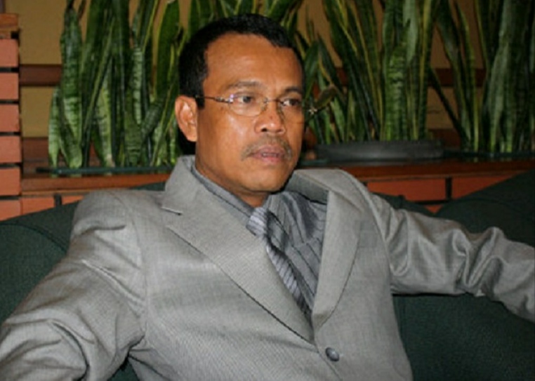 Waduh !!! Setelah di Beritakan Wartawan, Kadis BPD Bengkalis Kerahkan Personil Padamkan Api