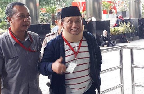 Fuad Amin  Diperiksa Kasus Suap Sukamiskin