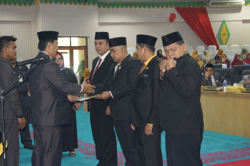 M Faisal Resmi Jabat Ketua DPRD Kampar Periode 2019 - 2024