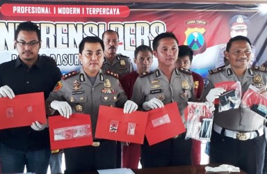 Bandar di Pasuruan Ini Dikenal Royal Bagi Sabu Pada Warga
