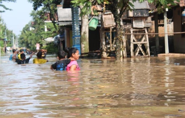 Hujan Lebat, Jombang Direndam Banjir Setinggi 1 Meter