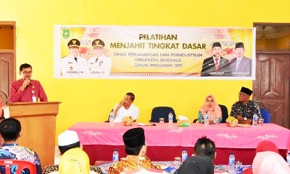 Penjahit Pemula di Bengkalis Dapat Pelatihan Menjahit Tingkat Dasar